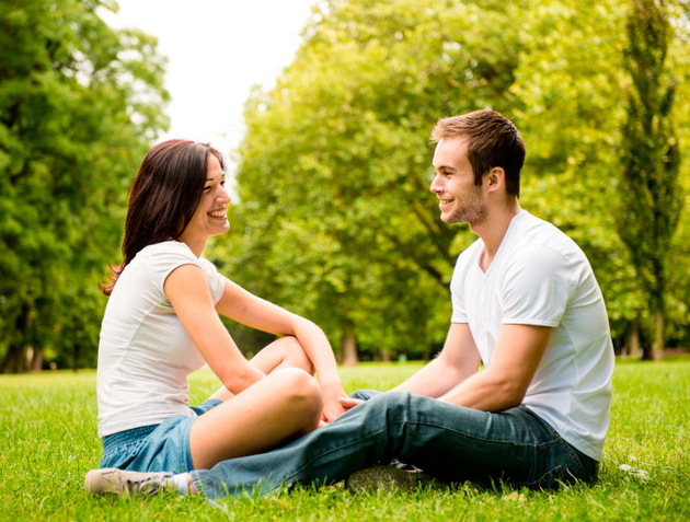Young couple talking outdoor